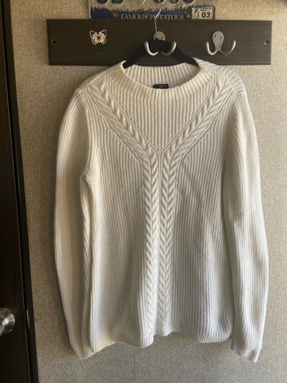 Talbots sweater lambs wool blend S petite preppy off white cable knit classic